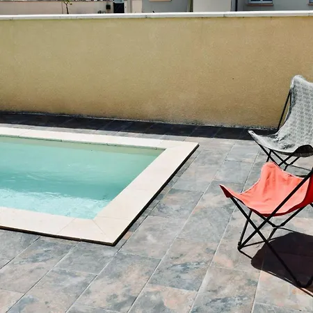 Privatunterkunft Avec Piscine *